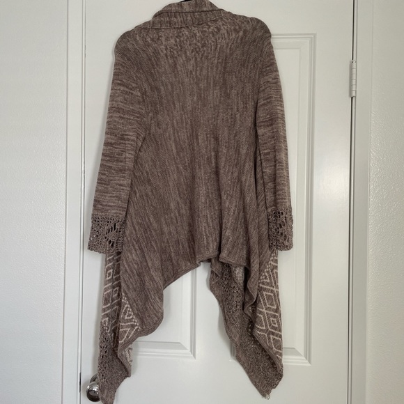 Cardigan - Picture 2 of 3